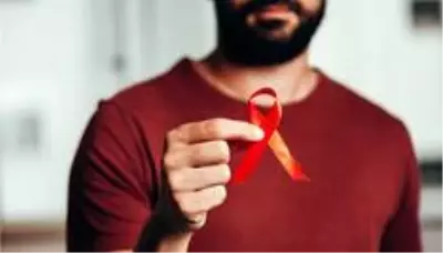 Dünya AIDS Günü: 'Heteroseksüel, beyaz ve Batılı olarak HIV testimin pozitif çıkmasını beklemiyordum'