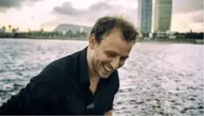 Dünya AIDS Günü: 'Heteroseksüel, beyaz ve Batılı olarak HIV testimin pozitif çıkmasını beklemiyordum'