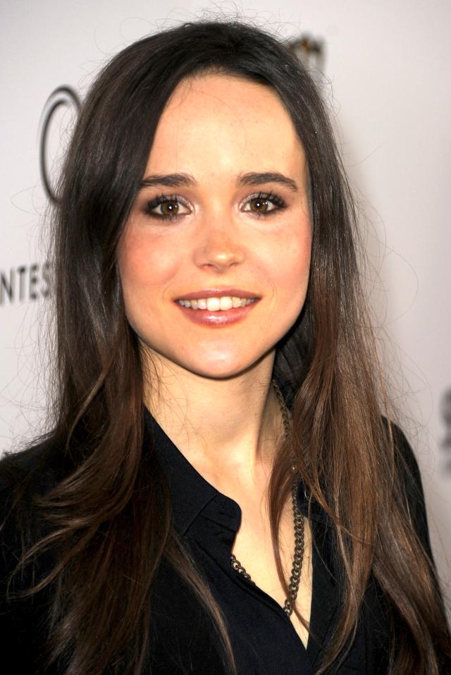 Ellen Page transeksüel olduğunu açıkladı, Elliot ismini aldı