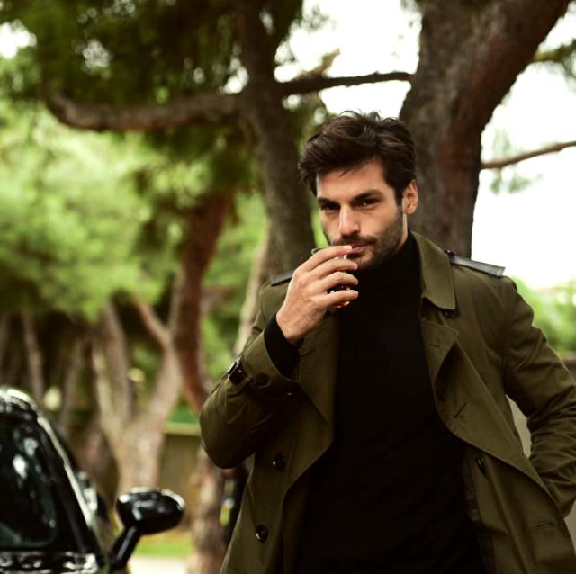 Ünlü oyuncu Serkan Çayoğlu, yeni dizi projesiyle ekrana dönüyor