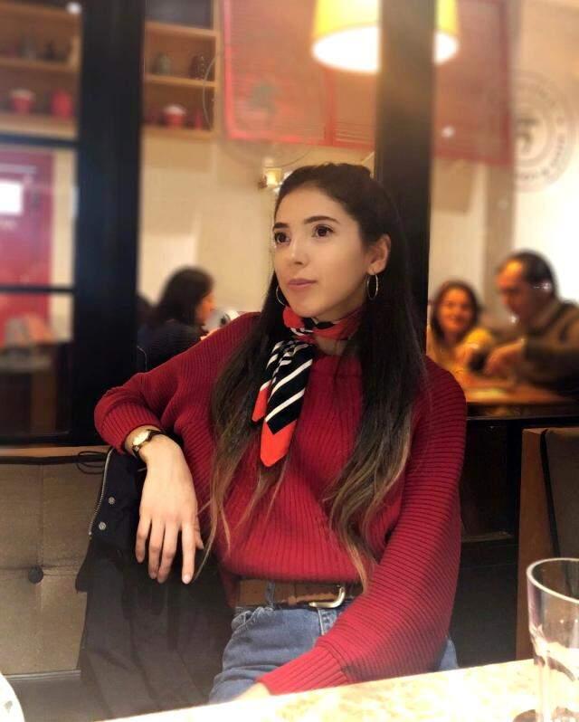 MasterChef'ten elenen Ayyüce Kamit, Emir Elidemir ile çıkan aşk haberlerine açıklık getirdi