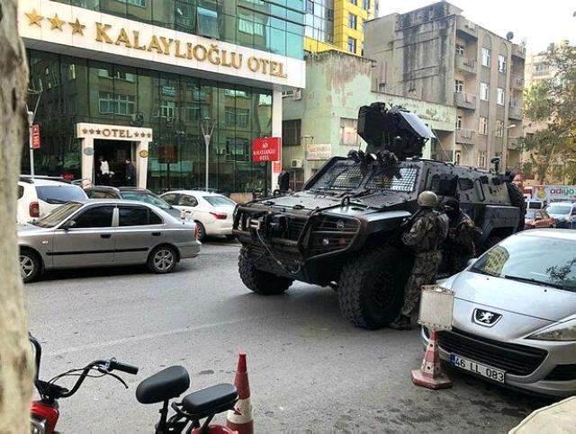 Kahramanmaraş'ta kendisini gözaltına almak isteyen polise ateş açıp birini şehit eden zanlı böyle yakalandı