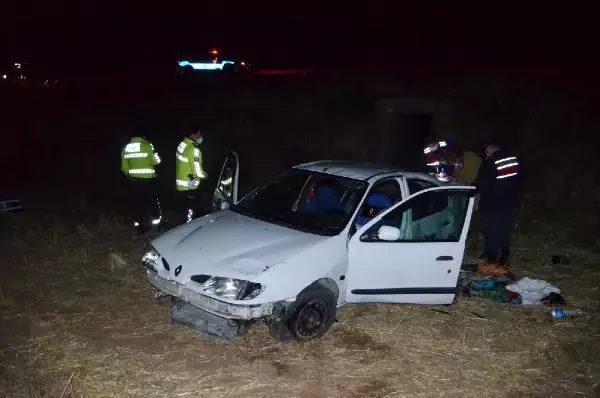 Yolun ortasındaki lastiğe çarpmak istemeyen sürücünün aracı şarampole devrildi: Minik Meryem yaşamını yitirdi