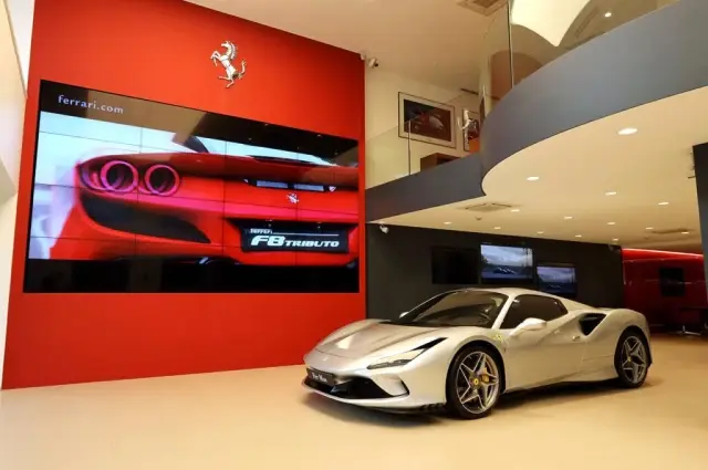 Ferrari'den İstanbul'a özel showroom konsepti