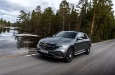 Mercedes-Benz'in tamamen elektrikli modeli EQC Türkiye'de