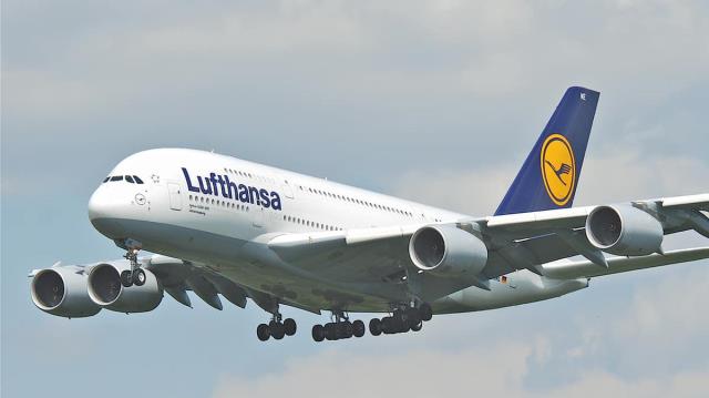 Alman havacılık devi Lufthansa 29 bin kişiyi işten çıkartacak