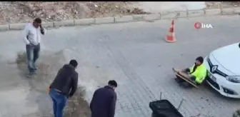 Belediye işçilerinin kanun eşliğindeki mesaisi kamerada