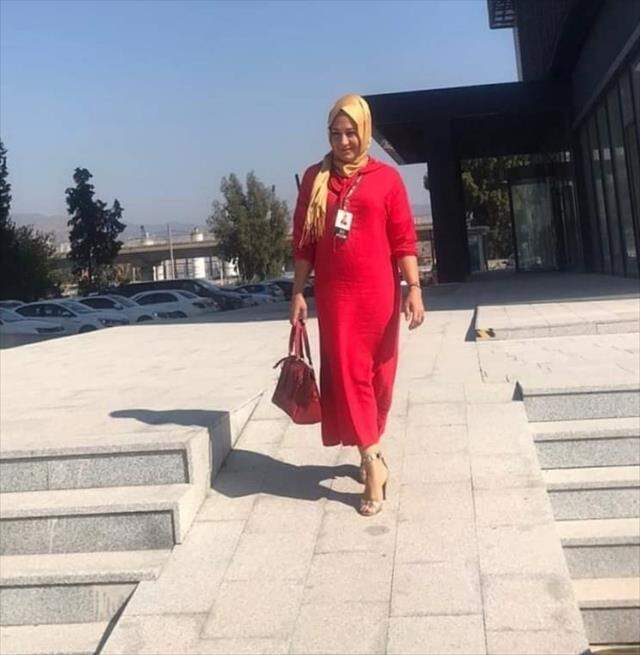 Emlakçılık yapan kadın, iş yerinde tabancayla öldürüldü Emlakçılık yapan kadın, iş yerinde tabancayla öldürüldü
