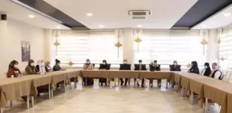 Evlat nöbetine kaldıkları otelde devam ettiler
