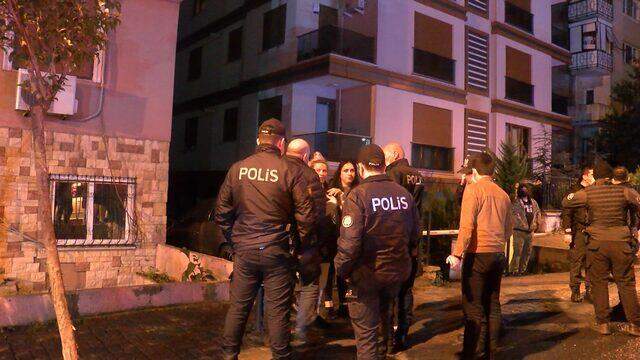 Şişli'de evde başlayan silahlı kavga sokakta bitti: 1 yaralı Şişli'de evde başlayan silahlı kavga sokakta bitti: 1 yaralı