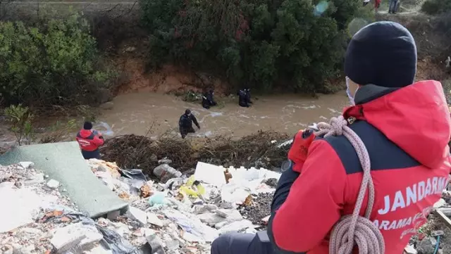 Son Dakika! İzmir'in Menderes ilçesinde sele kapılan iki kişiden birinin cansız bedenine ulaşıldı