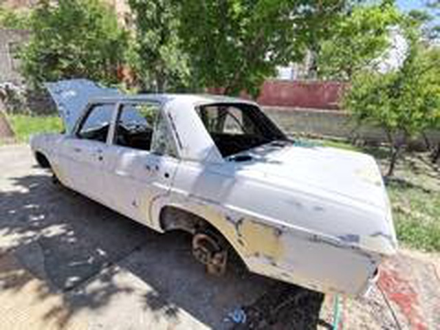 Görenler gözlerine inanamıyor! Bir yıl çalışarak klasik otomobilleri ilk günkü haline getiriyor Görenler gözlerine inanamıyor! Bir yıl çalışarak klasik otomobilleri ilk günkü haline getiriyor