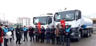 Çevre ve Şehircilik Bakanlığınca Çaldıran Belediyesine 2 araç hibe edildi