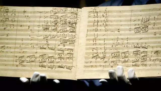 Beethoven: Büyük besteci, duyma engeline karşın nasıl mükemmel besteler yaptı?