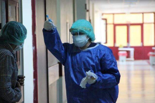 Bakan Koca'nın işaret ettiği Diyarbakır'da kısıtlamalar meyvesini verdi: Vaka sayıları yüzde 30 düştü