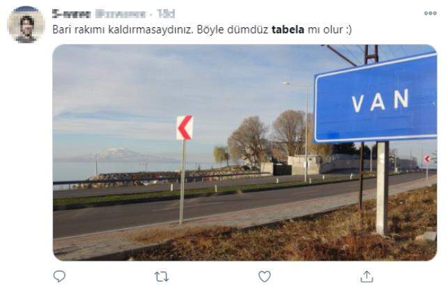 Van'da şehir girişindeki tabelada yer alan rakım ve nüfus yazısı kaldırıldı Van'da şehir girişindeki tabelada yer alan rakım ve nüfus yazısı kaldırıldı