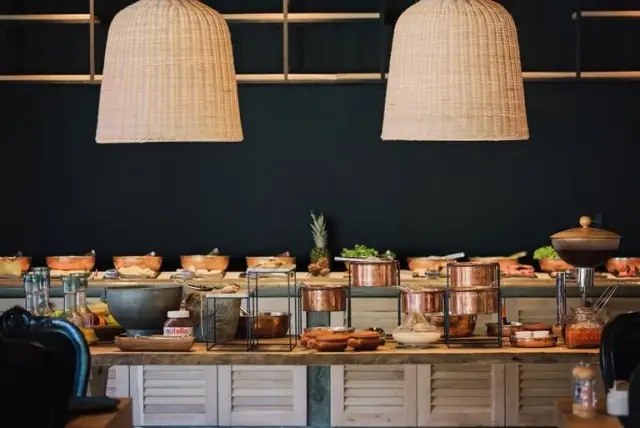 Ege'nin Gizemli Ve Antik Atmosferinde Yükselen Bir Yıldız