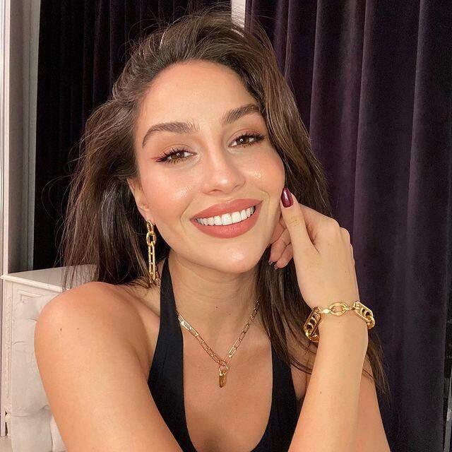 Oktay Kaynarca'nın sevgilisi olduğu iddia edilen Gizem Acar'ın fotoğrafı dikkat çekti