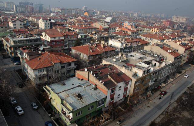 Kayseri'de Sahabiye Mahallesi'nde son 2,5 ayda 50 kişi koronavirüsten öldü! Muhtar duruma isyan etti Kayseri'de Sahabiye Mahallesi'nde son 2,5 ayda 50 kişi koronavirüsten öldü! Muhtar duruma isyan etti