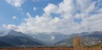 Hatay'ın yüksek kesimlerine mevsimin ilk karı yağdı