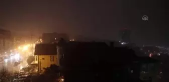 Etkili olan fırtına elektrik kesintilerine sebep oldu