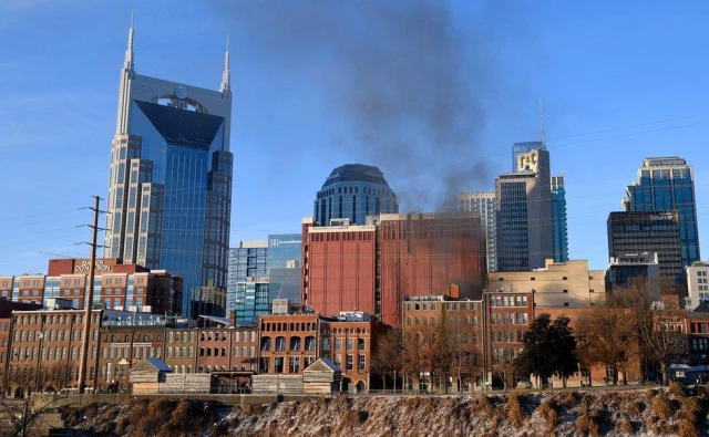 ABD'nin Tennessee eyaletinde Nashville kentinde 'bir kamyonet kasıtlı olarak patlatıldı'