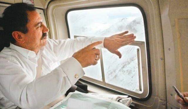 FETÖ, Muhsin Yazıcıoğlu suikastı bahanesiyle 114 kişiyi dinlemiş! Listede Binali Yıldırım da var FETÖ, Muhsin Yazıcıoğlu suikastı bahanesiyle 114 kişiyi dinlemiş! Listede Binali Yıldırım da var