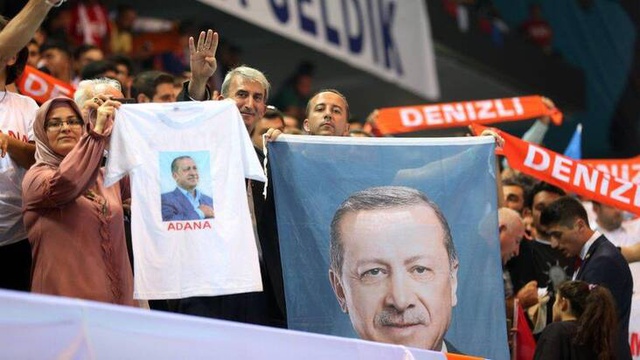 2021'de siyasette hangi gelişmeler yaşanabilir?