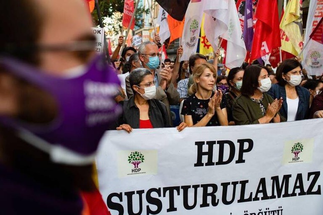 2021'de siyasette hangi gelişmeler yaşanabilir?