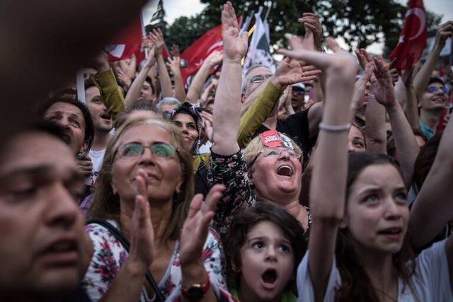 2021'de siyasette hangi gelişmeler yaşanabilir?