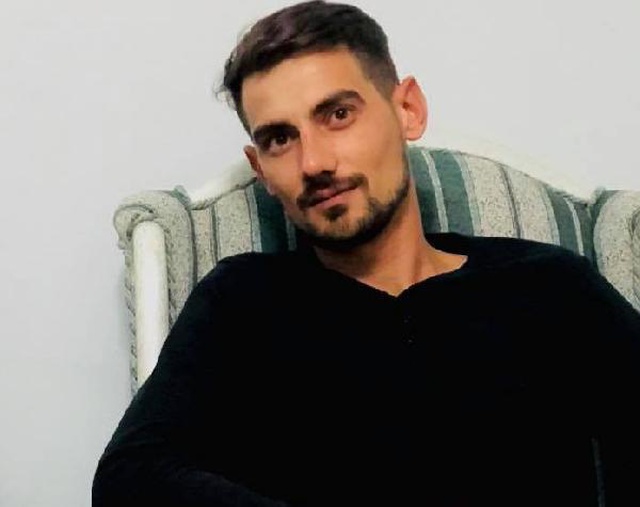 Boşanma aşamasında olduğu kocası tarafından sokak ortasında 18 yerinden kurşunladı Boşanma aşamasında olduğu kocası tarafından sokak ortasında 18 yerinden kurşunladı