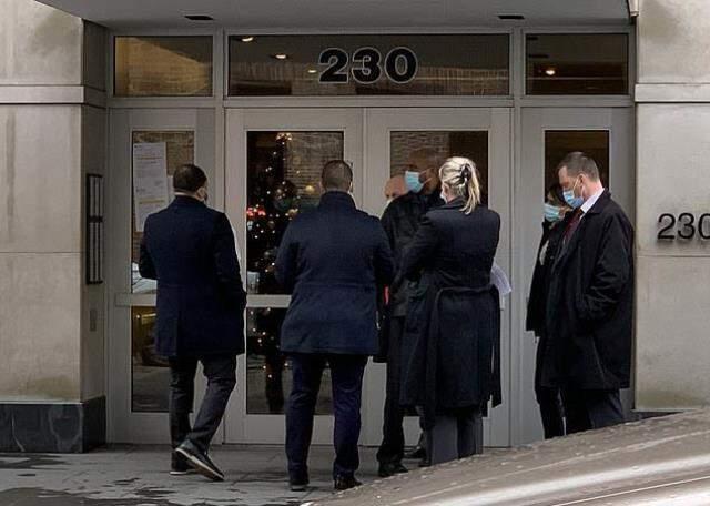 'Kargo görevlisiyim' diye girdiği evde talihsiz kadını bayıltarak tecavüz etti 'Kargo görevlisiyim' diye girdiği evde talihsiz kadını bayıltarak tecavüz etti