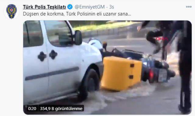 Motosikletiyle göle dönen yola düşen kuryenin yardımına iki polis yetişti Motosikletiyle göle dönen yola düşen kuryenin yardımına iki polis yetişti