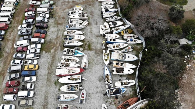 Muğla'da bulunan yediemin otoparklarında binlerce otomobil, motosiklet ve tekne çürümeye terk edildi Muğla'da bulunan yediemin otoparklarında binlerce otomobil, motosiklet ve tekne çürümeye terk edildi
