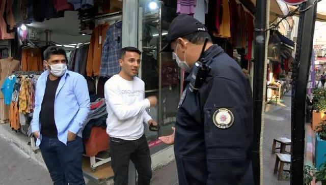 Maske cezası kesilen kadın: Çekmeyin, kocam beni boşar Maske cezası kesilen kadın: Çekmeyin, kocam beni boşar