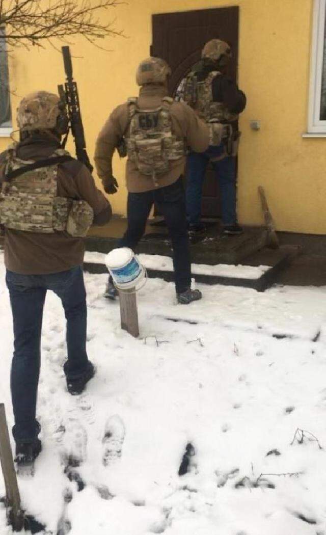 Yeni Zelanda'daki camilere saldıran Tarrant yanlısı neo-Nazi liderine operasyon Yeni Zelanda'daki camilere saldıran Tarrant yanlısı neo-Nazi liderine operasyon