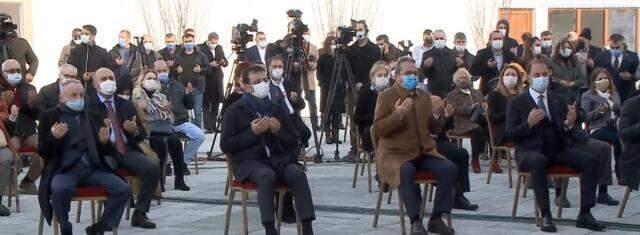 Ekrem İmamoğlu, Beylikdüzü'nde cami açılışı yaptı: Siyaset bu kapıdan içeri giremez