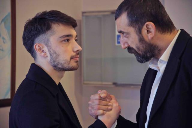 Ünlü oyuncu Mustafa Avkıran, Çukur dizisine veda etti
