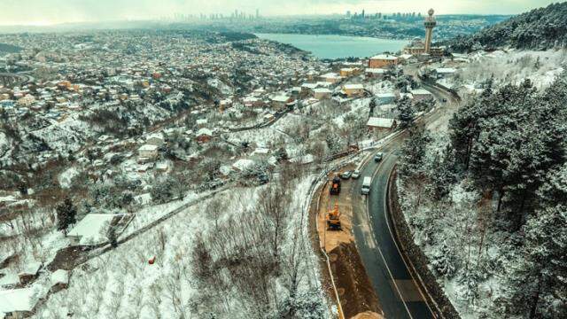 İstanbul'da kar yağışı gece boyunca devam etti! Kentin bazı yerlerinde kartpostallık görüntüler ortaya çıktı İstanbul'da kar yağışı gece boyunca devam etti! Kentin bazı yerlerinde kartpostallık görüntüler ortaya çıktı