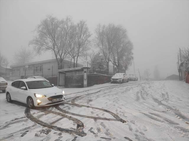 İstanbul'da kar yağışı kaç gün sürecek? Meteoroloji'den son hava durumu tahmini İstanbul'da kar yağışı kaç gün sürecek? Meteoroloji'den son hava durumu tahmini