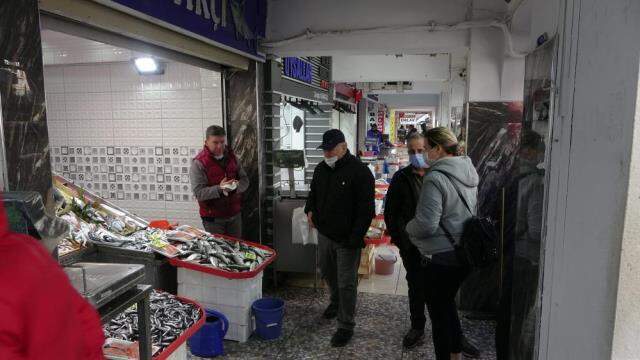 Balık fiyatları fırladı! Lüferin kilosu 200 liraya dayandı Balık fiyatları fırladı! Lüferin kilosu 200 liraya dayandı