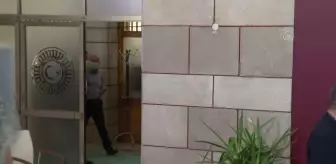 Altay: 'Siyasette herkes kendi yolunu kendi çizer, kendi göbeğini kendi keser'
