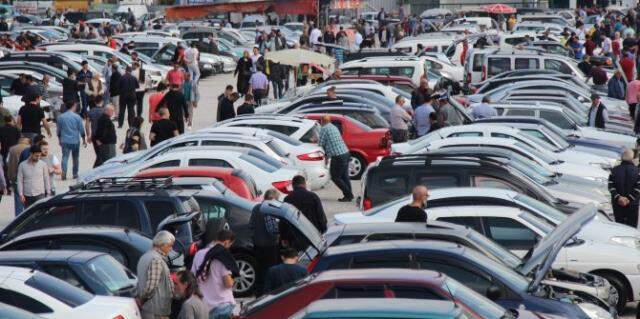 Satışları durma noktasına gelen ikinci el araçlarda fiyatlar düştü