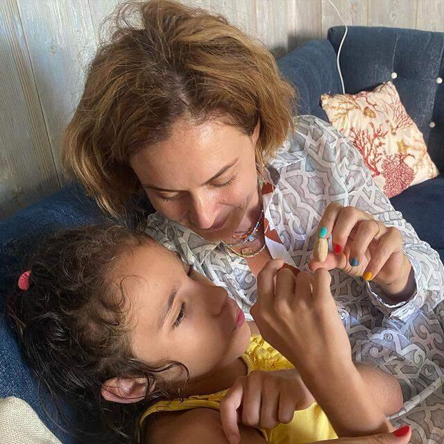 12 yaşındaki kızının regl olduğunu söyleyince tepki çeken Ceyda'ya son söz eski eşten: Kızımı polemik konusu yaptırmam