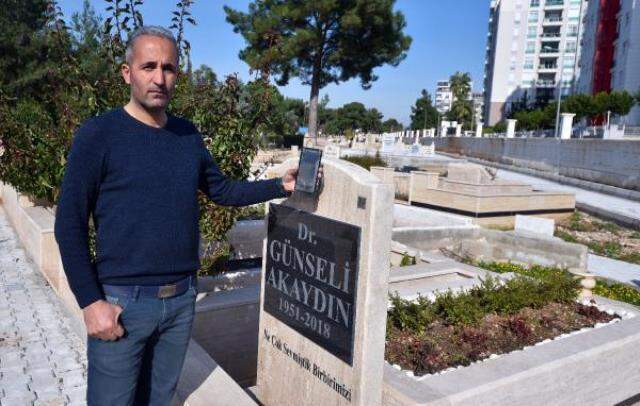 Mezar taşlarında yeni döneme geçiliyor! Dua, resim ve yazı yerine karekod sistemi geldi Mezar taşlarında yeni döneme geçiliyor! Dua, resim ve yazı yerine karekod sistemi geldi