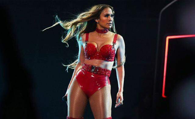 Yıllara meydan okuyan Jennifer Lopez güzellik sırrını paylaştı Yıllara meydan okuyan Jennifer Lopez güzellik sırrını paylaştı