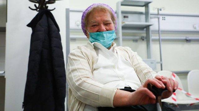 Covid aşısı: Milyonlarca kişiye yapılan koronavirüs aşılarıyla ilgili henüz yanıtlanmamış 4 soru