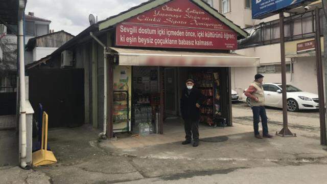 Bu büfede derdi olana alkol satılmıyor