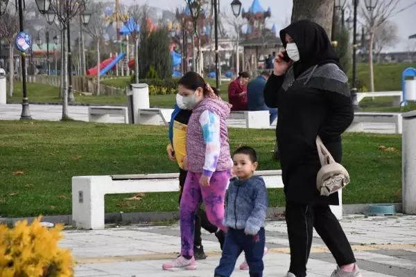 Uzman isimden korkutan uyarı: Pandeminin üçüncü dalgasına doğru gidiyoruz