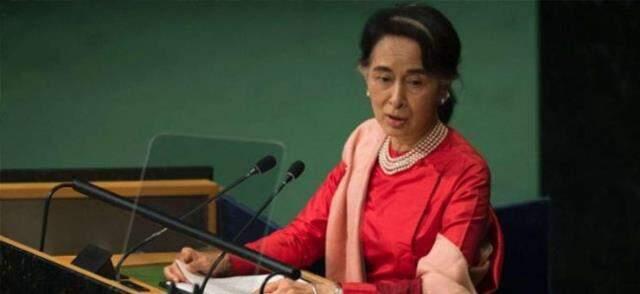 Ulusal Demokrasi Birliği Partisi Sözcüsü Myo Nyunt